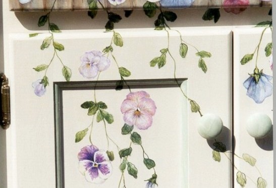 Pansy cabinet