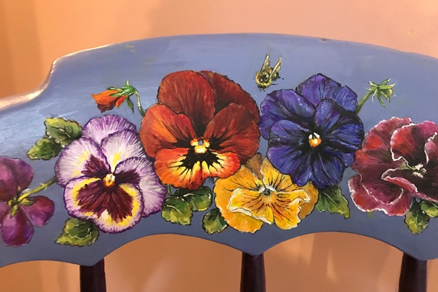 pansy chair